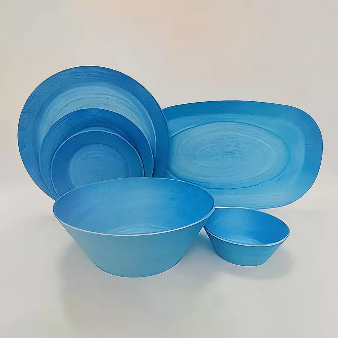 Blauwe keramische serviesset