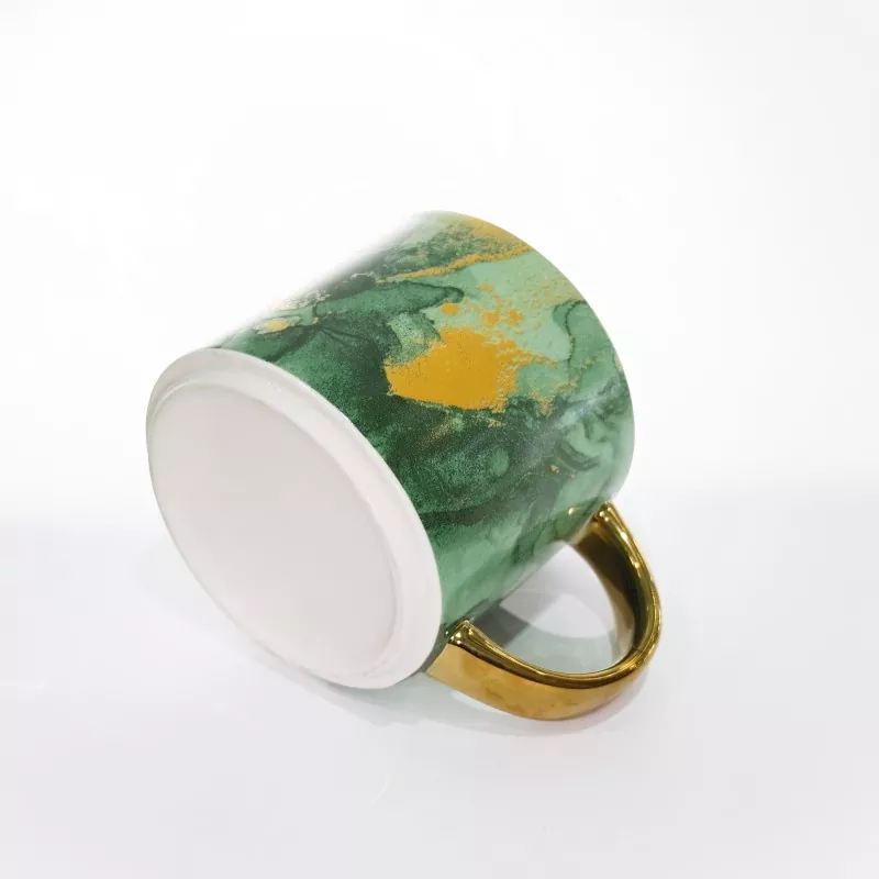 Elegante keramische mok met marmerpatroon